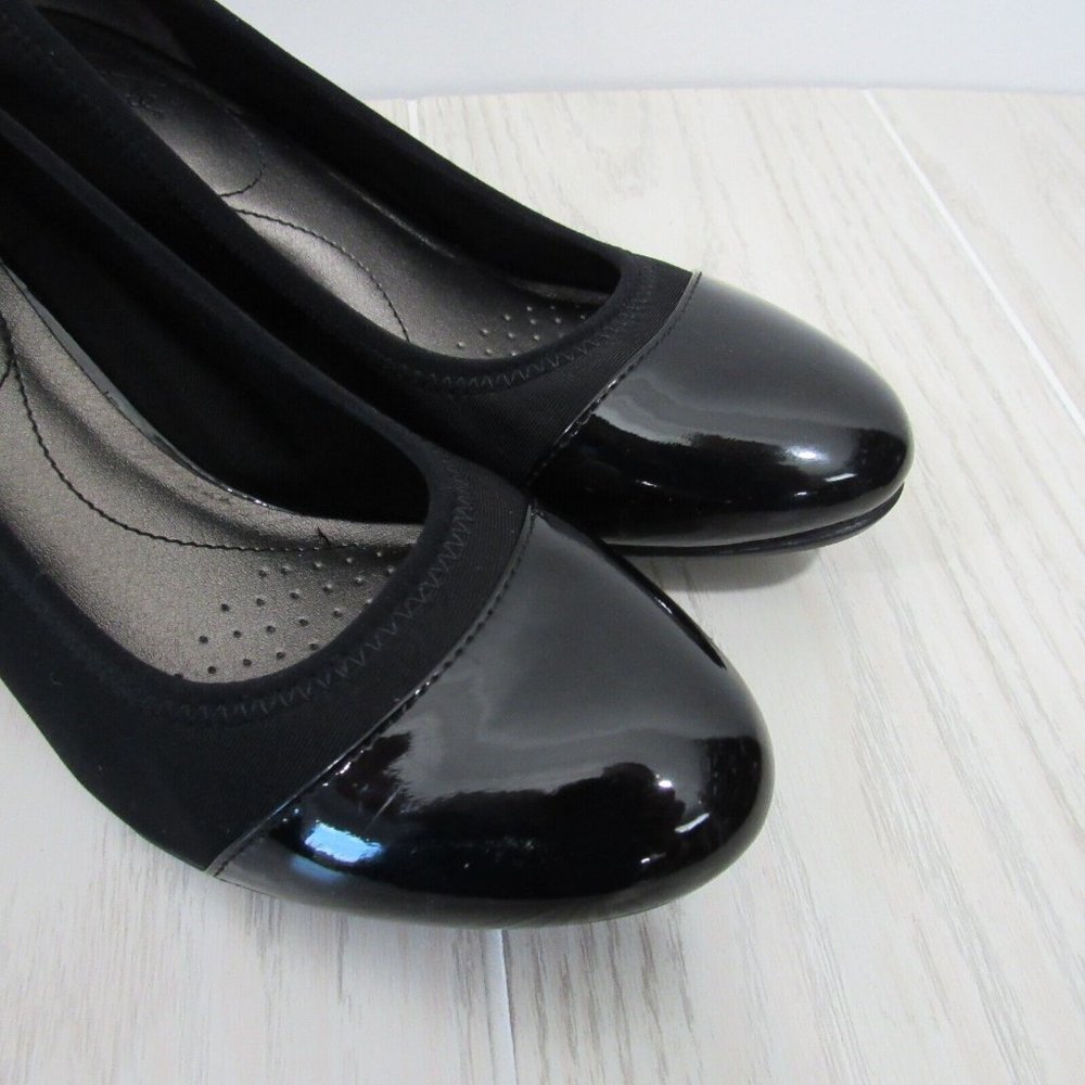 LifeStride Women's Juliana Stretch Wedge Pump -Size 9.5Cap Toe-Shine Black Upper - Picture 6 of 13